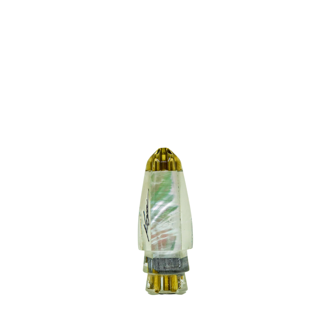 Koya - 7" Small Quad Jetted White Pearl Shell Bullet