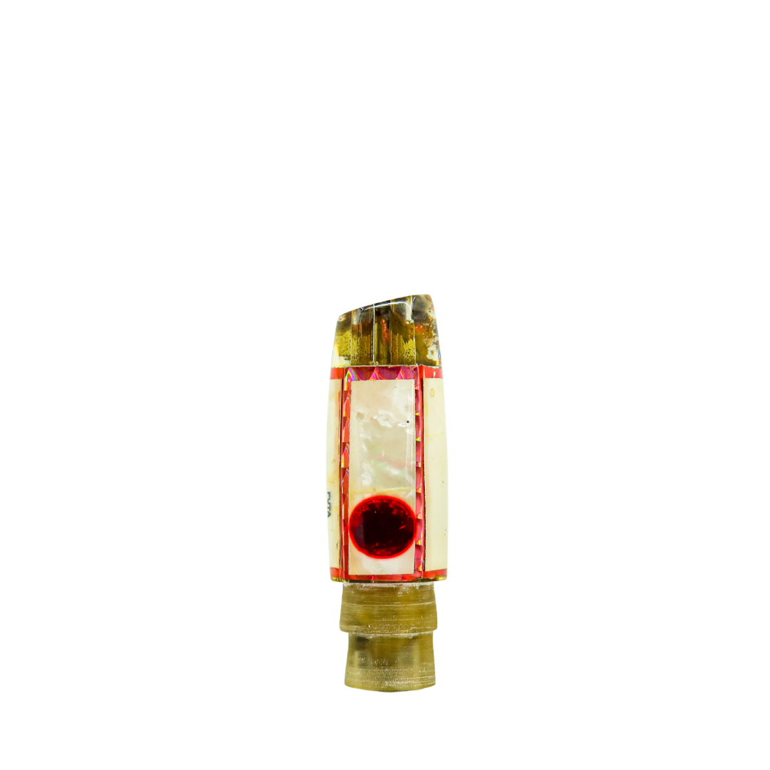 Futa - 9" Vintage Pearl Shell Cut Slant